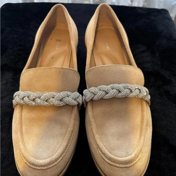 Gianni Bini Tan Loafers with Braided Detail - Picture 2 of 5